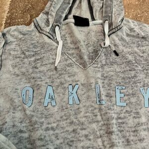 Oakley ladies m sweatshirt thin distressed